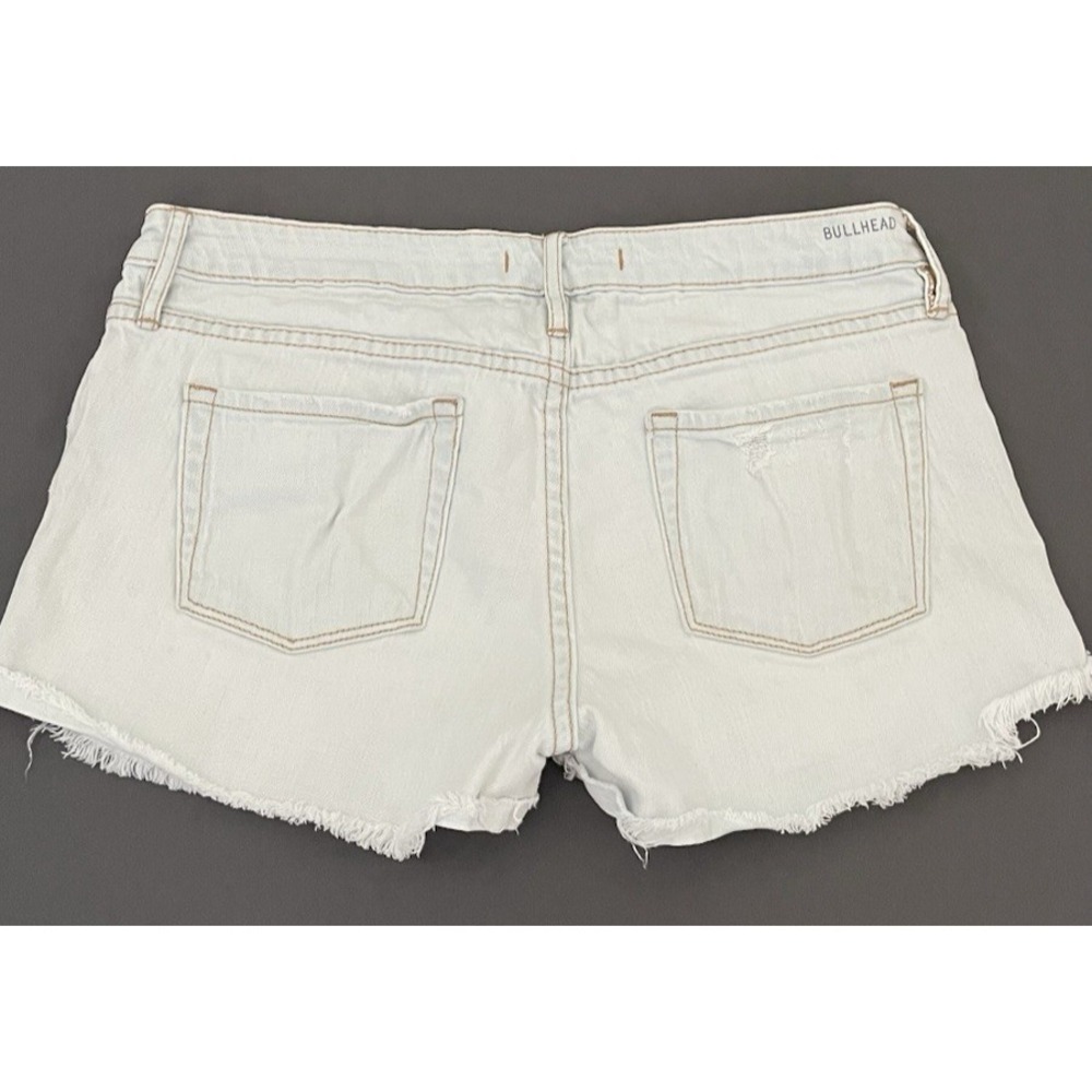 Bullhead Denim Jean Shorts Womens Light Blue Slouchy Distressed Size 9‎ Raw Hem - Picture 6 of 10